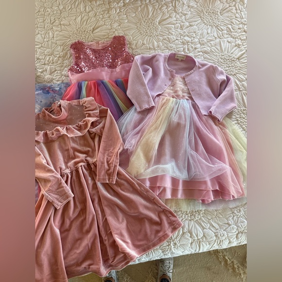 Bundle of 5 Little Girl Dresses - Picture 2 of 15